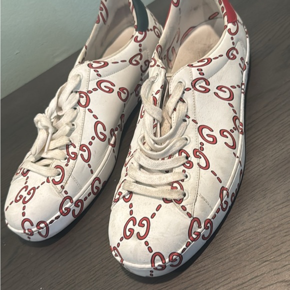 COPY - Gucci White and Red Sneakers with Iconic Design - Picture 1 of 2